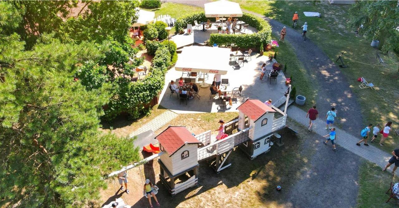 Pirat & Spa-hotel Z Basenem Hotel 2*