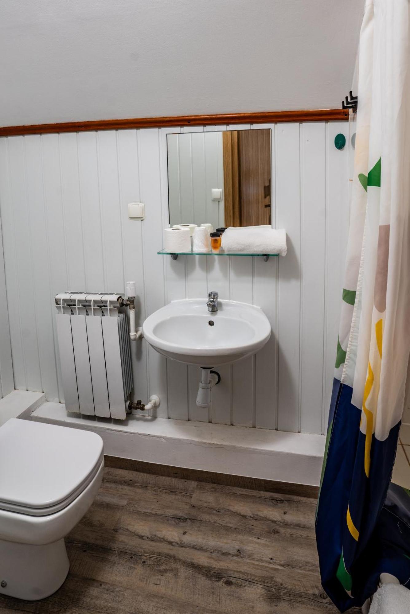 Hotel Pirat & Spa-hotel Z Basenem Olsztyn (Warmian-Masurian)